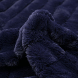 Tissu fausse fourrure bleu éclipse à rayures verticales  - pretty mercerie - mercerie en ligne