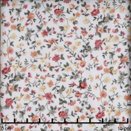 Tissu coton blanc à motif blooming rose et vert | Pretty Mercerie | Mercerie en ligne