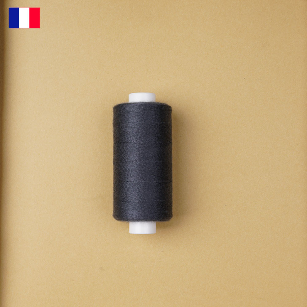 Fil à coudre gris foncé haute ténacité 500 m | fabrication française | Pretty Mercerie | Mercerie en ligne