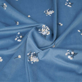 Tissu velours fines côtes bleu heaven à motif fleuri brodé | Pretty Mercerie | mercerie en ligne
